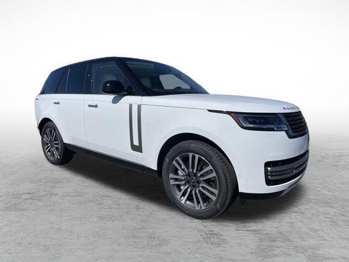 2025 Land Rover Range Rover P530 SE