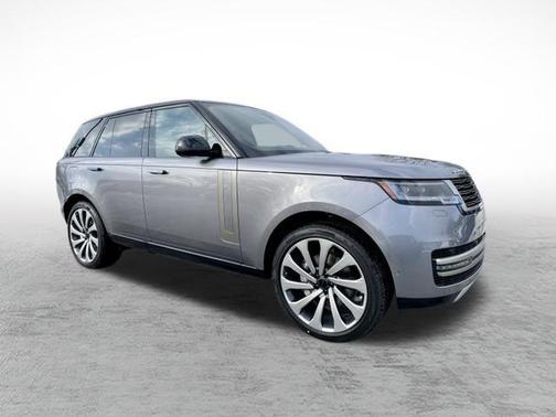 2026 Land Rover Range Rover P400 SE