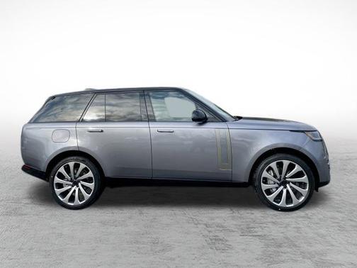 2026 Land Rover Range Rover P400 SE