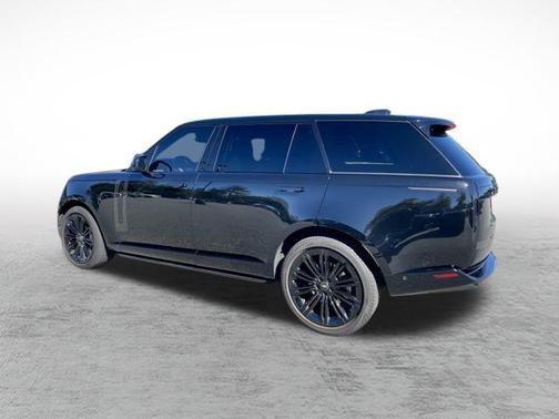 2023 Land Rover Range Rover P400 SE