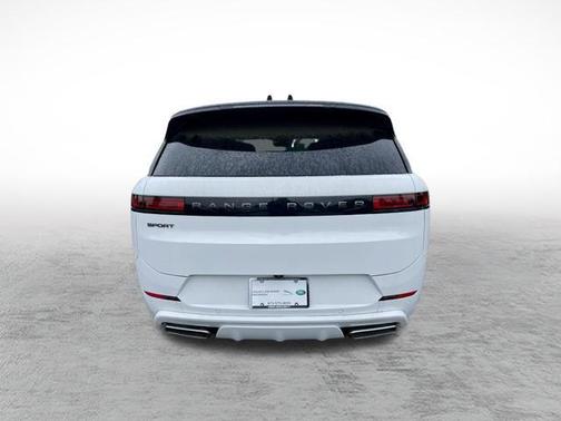 2025 Land Rover Range Rover Sport SE