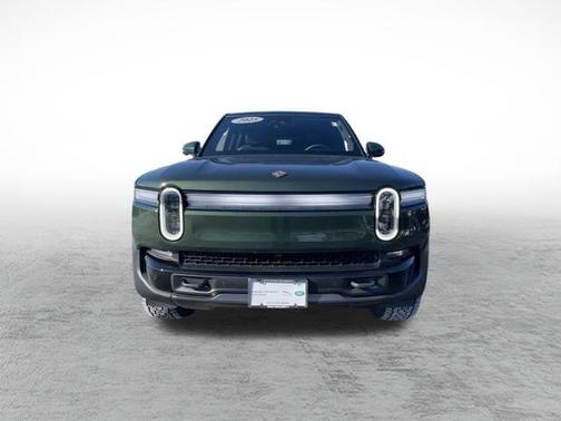 2025 Rivian R1S 