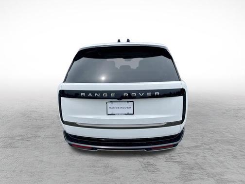 Fuji White 2026 Land Rover Range Rover P530 SE