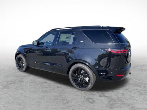 2025 Land Rover Discovery P300 Dynamic SE