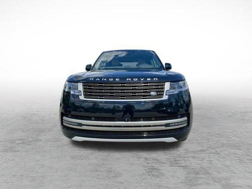 Santorini Black 2026 Land Rover Range Rover P530 SE