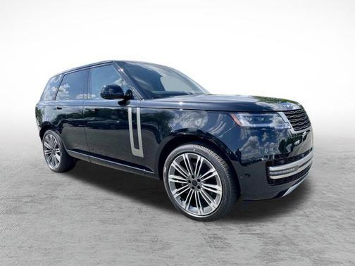 Santorini Black 2026 Land Rover Range Rover P530 SE