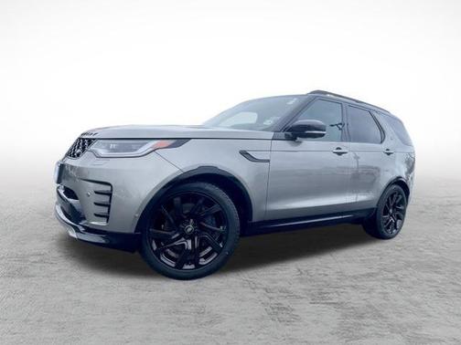 Silver 2024 Land Rover Discovery P360 Dynamic SE