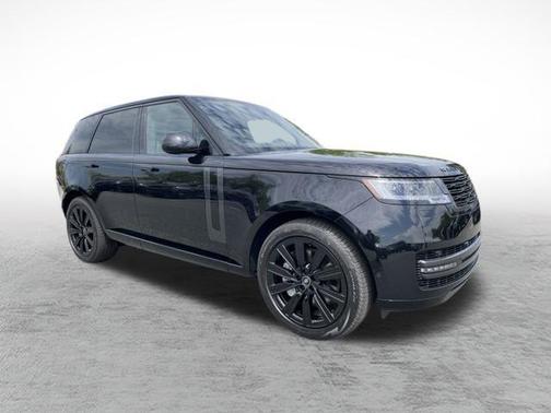 2025 Land Rover Range Rover P550e SE