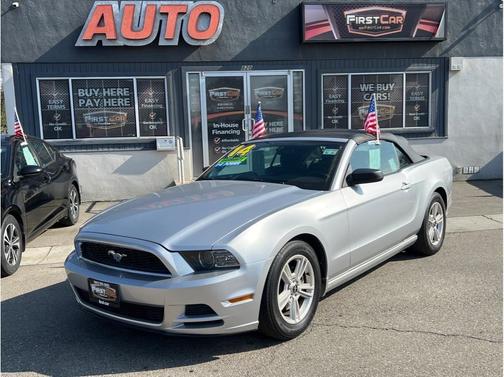 2014 Ford Mustang V6
