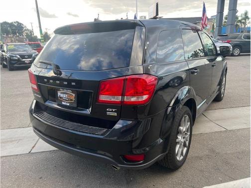 Black 2019 Dodge Journey GT