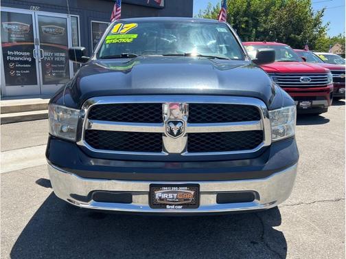 2017 RAM 1500 SLT