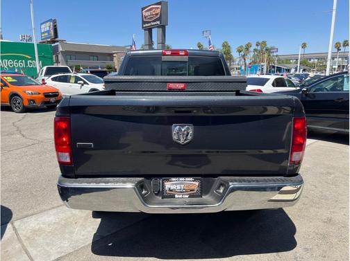 2017 RAM 1500 SLT