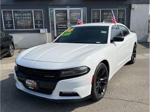 2016 Dodge Charger SXT