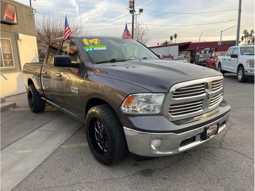 2014 RAM 1500 SLT