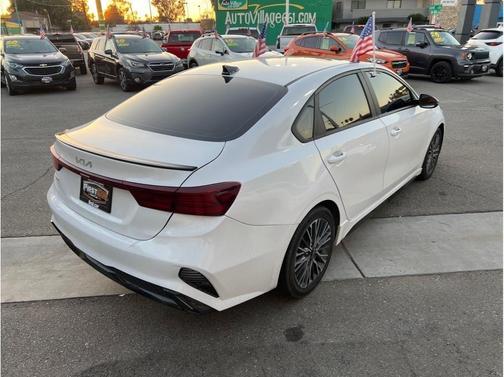 2023 Kia Forte GT-Line