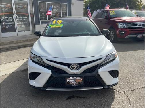 2019 Toyota Camry XSE