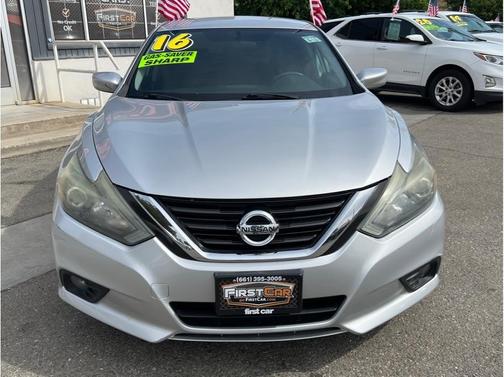 Brilliant Silver 2016 Nissan Altima 2.5 SR