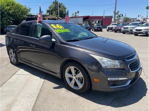 Black 2016 Chevrolet Cruze Limited 2LT