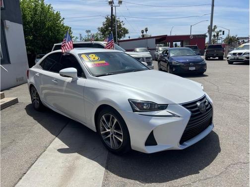 2018 Lexus IS 300 Base