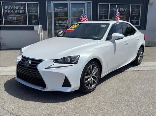 2018 Lexus IS 300 Base