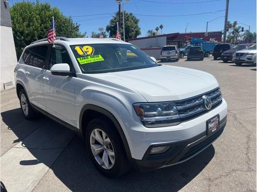 Pure White 2019 Volkswagen Atlas 3.6L SE