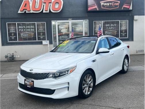 White 2016 Kia Optima EX