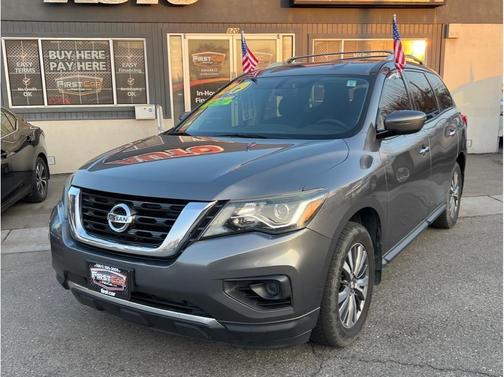 2020 Nissan Pathfinder S