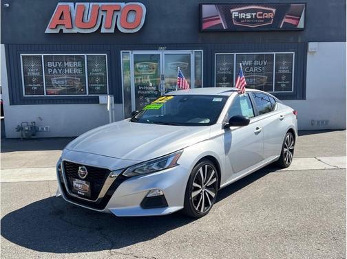 2022 Nissan Altima 2.5 SR