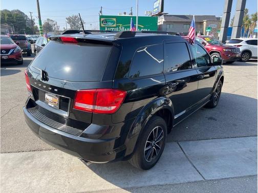 2018 Dodge Journey SE