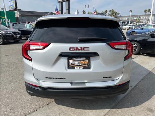 2022 GMC Terrain SLE