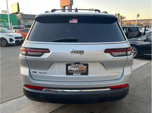 2022 Jeep Grand Cherokee L Laredo