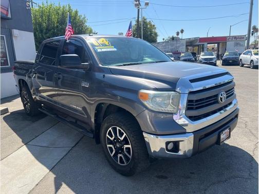 2014 Toyota Tundra SR5