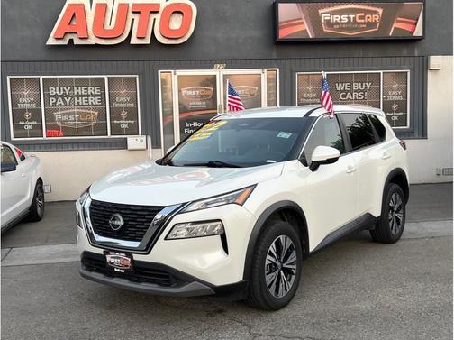 2022 Nissan Rogue SV