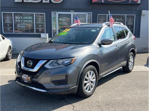 2018 Nissan Rogue SV