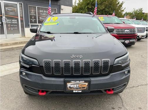 2019 Jeep Cherokee Trailhawk