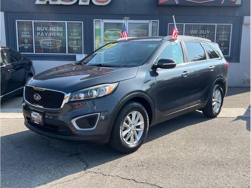 2017 Kia Sorento LX
