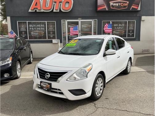 2015 Nissan Versa 1.6 SV