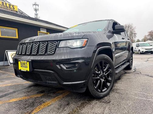 2019 Jeep Grand Cherokee Laredo