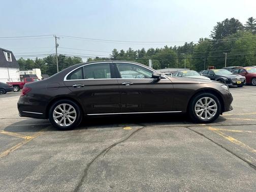 2017 Mercedes-Benz E-Class E 300 4MATIC Luxury