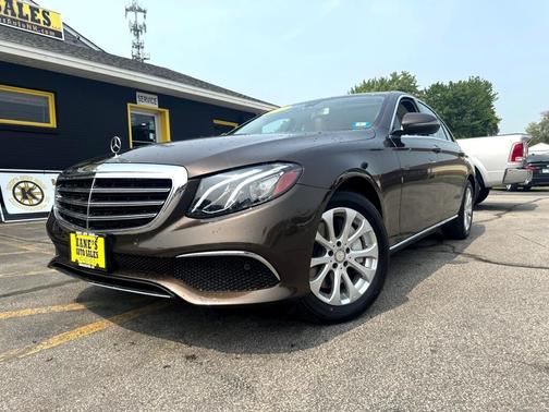 2017 Mercedes-Benz E-Class E 300 4MATIC Luxury