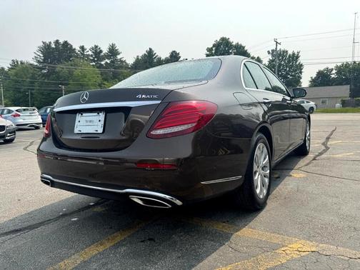 2017 Mercedes-Benz E-Class E 300 4MATIC Luxury