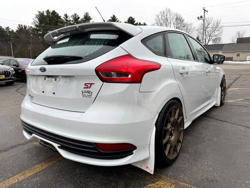 2017 Ford Focus ST Base