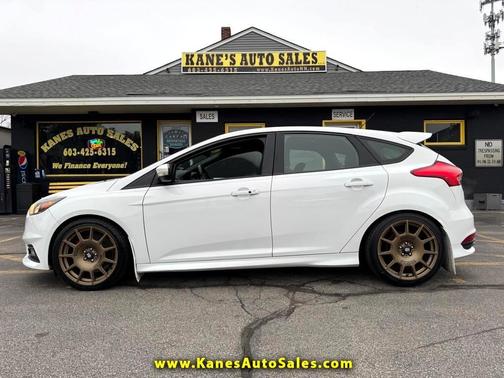 2017 Ford Focus ST Base