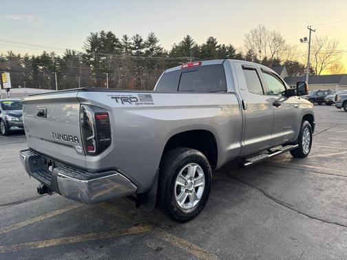 2014 Toyota Tundra SR5
