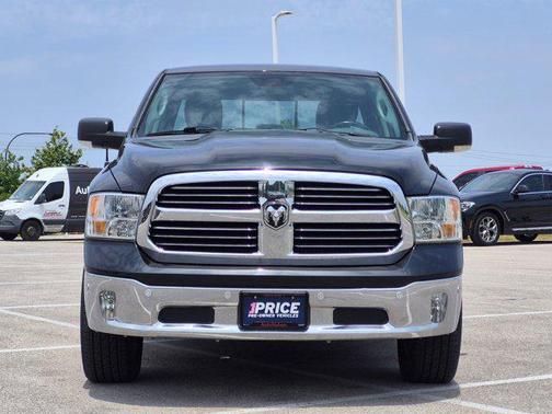 Brilliant Black Crystal Pearlcoat 2015 RAM 1500 Lone Star