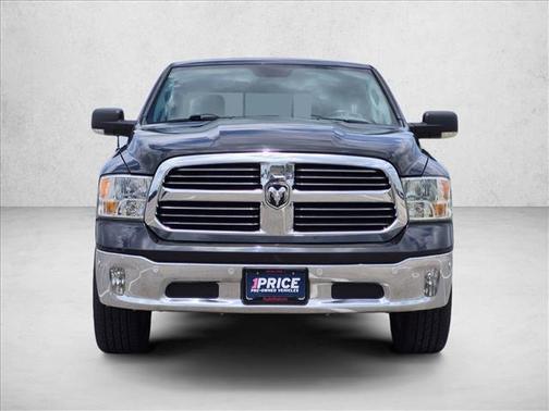 Brilliant Black Crystal Pearlcoat 2015 RAM 1500 Lone Star