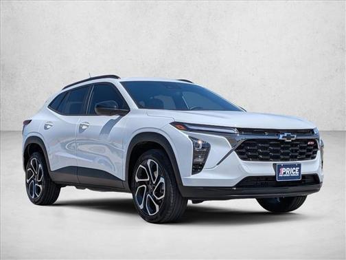 Summit White 2025 Chevrolet Trax FWD 2RS
