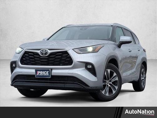 2024 Toyota Highlander XLE