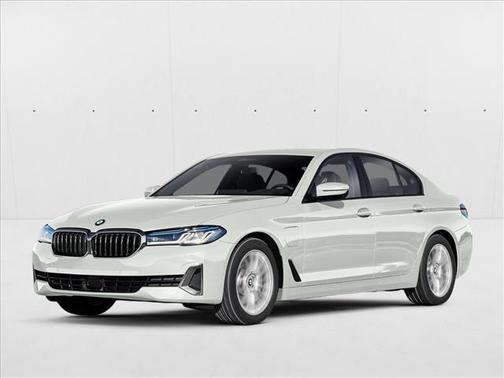 Alpine White 2022 BMW 530e Base