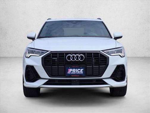 Arkona White 2024 Audi Q3 Premium 45 TFSI S line quattro Tiptronic
